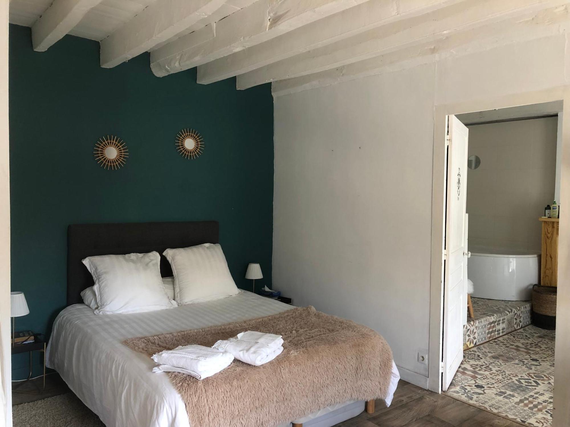 Chambres D'Hotes Familiale La Vigenna Les Ormes  Екстериор снимка